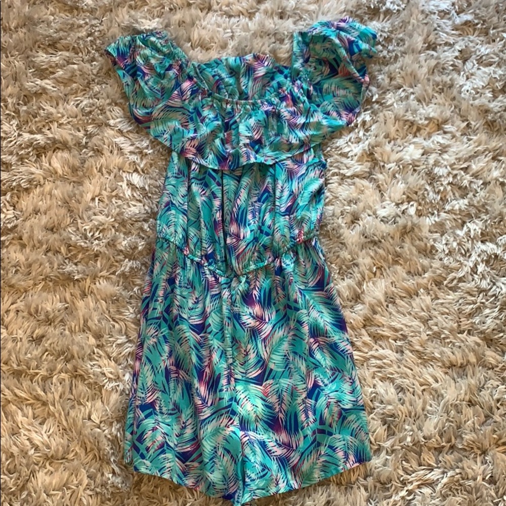 Off the shoulder colorful romper!!